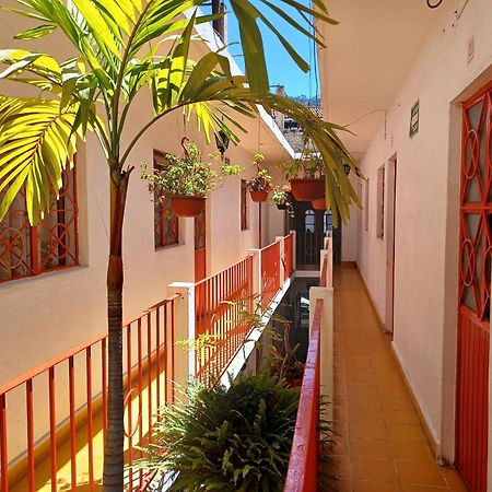 Hotel Ana Liz Puerto Vallarta Kültér fotó